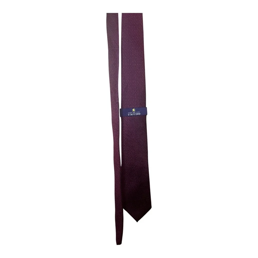 Stafford Mens Wine Burgundy Textured Solid Classic Necktie‎ New 533-4028